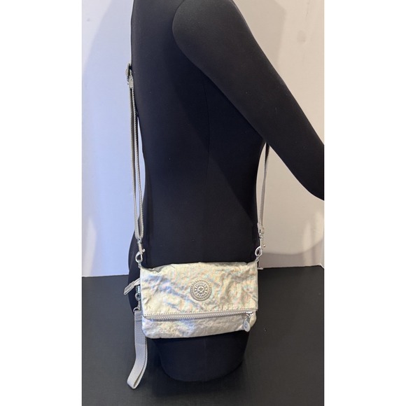 Kipling Lynne Convertible Metallic Silver Crossbody Clutch Wristlet Waist Bag - Picture 14 of 16